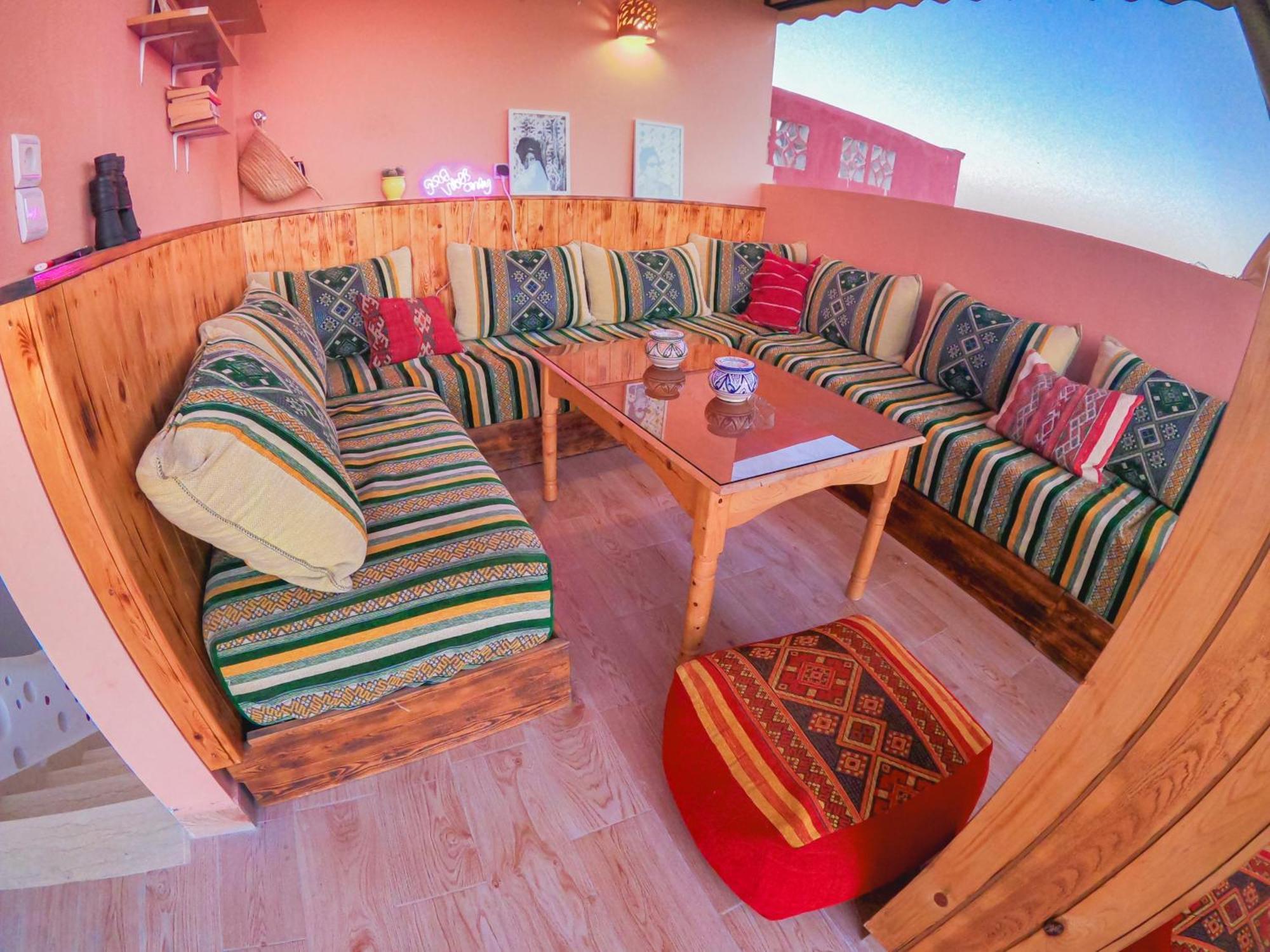 Atlantic Vibes Surf Hostel Tamraght Extérieur photo