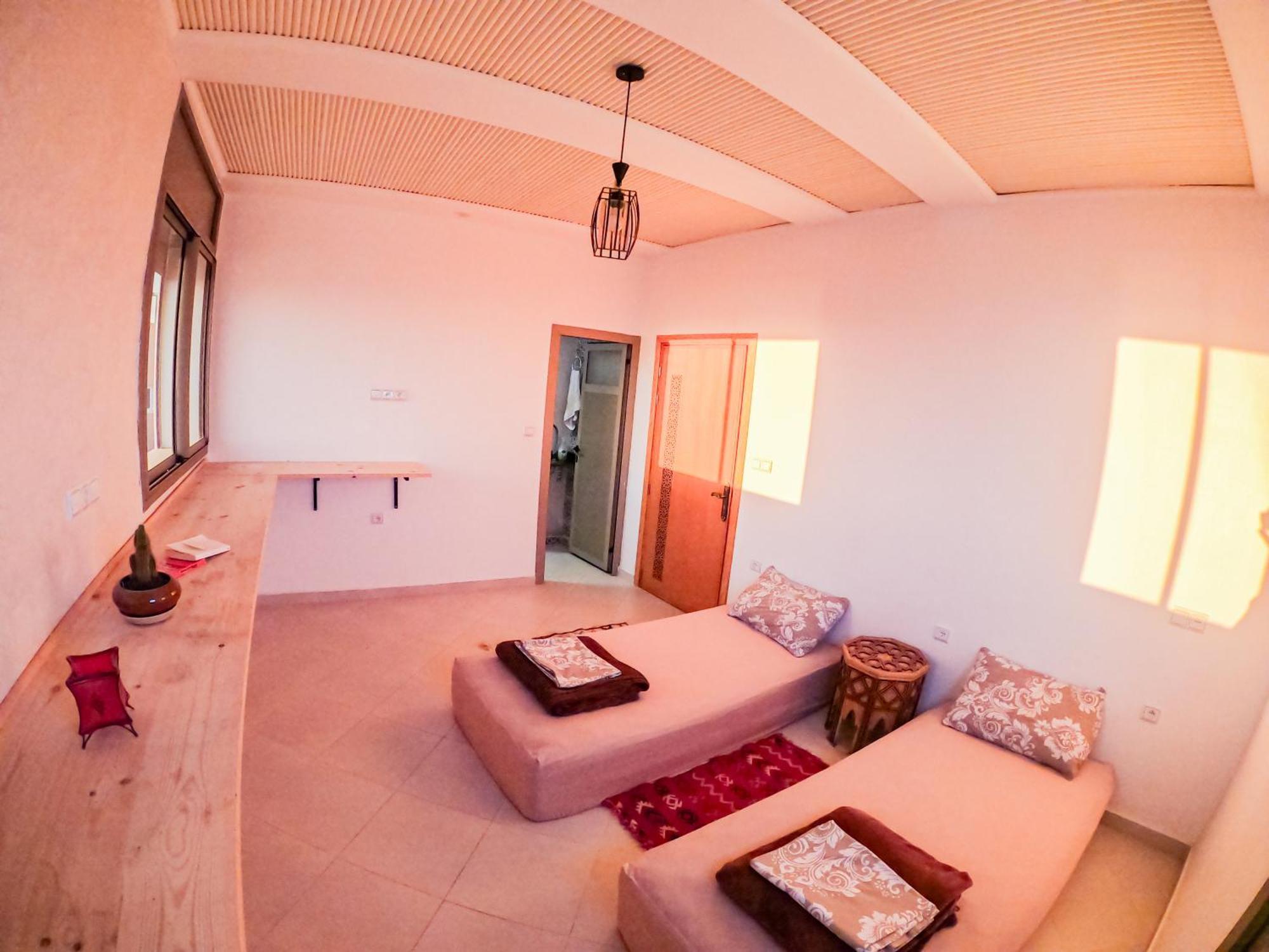 Atlantic Vibes Surf Hostel Tamraght Extérieur photo